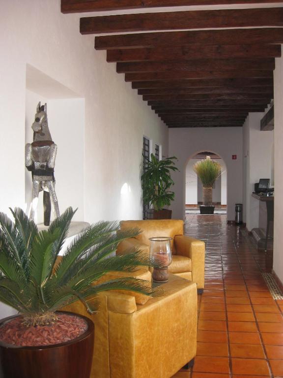 Hotel Villa Mexicana Golf&Equestrian Resort El Pueblito  Exterior foto